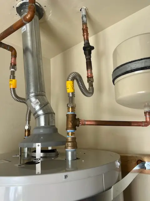 Water heater installation and plumbing repair in Freeport